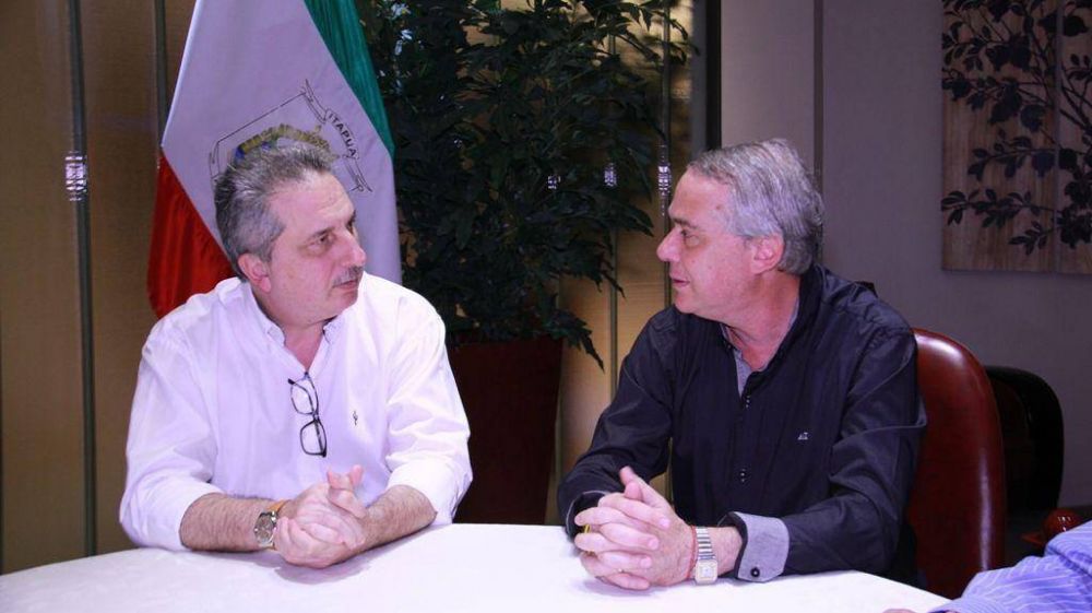 El gobernador Passalacqua se reuni� con su par del departamento paraguayo de Itap�a