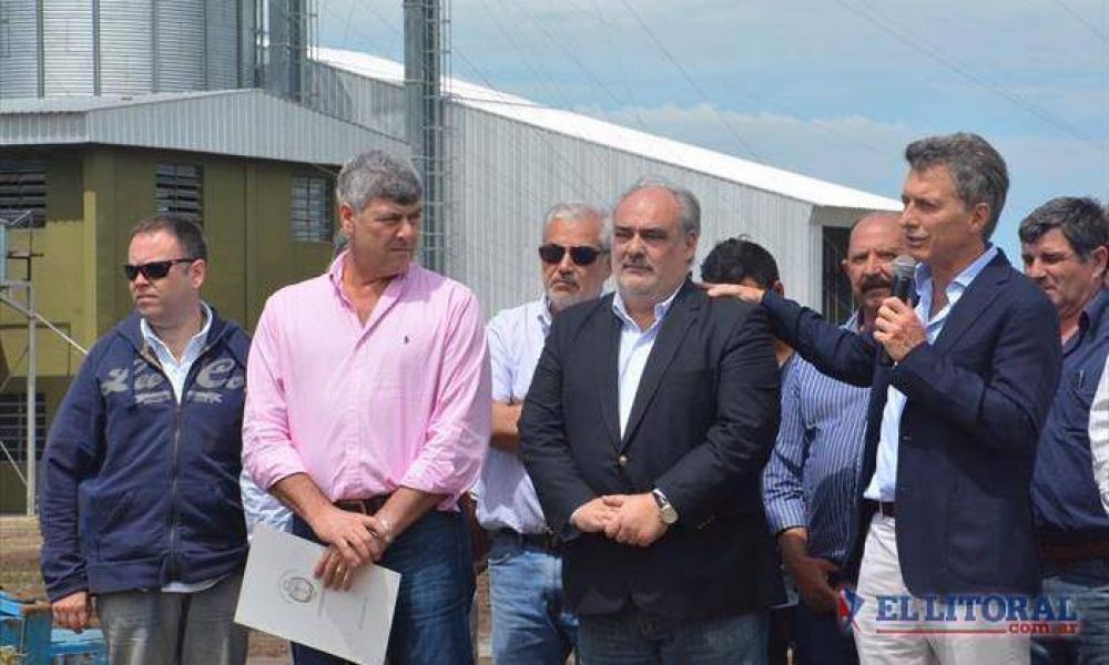 Contin�an las gestiones ante funcionarios nacionales