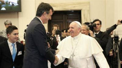 Cordial encuentro entre Esteban Bullrich y el papa Francisco