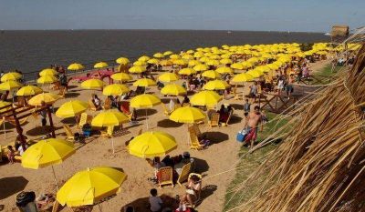 Las playas porte�as siguen todo febrero