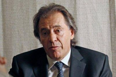 Rev�s judicial para Crist�bal L�pez