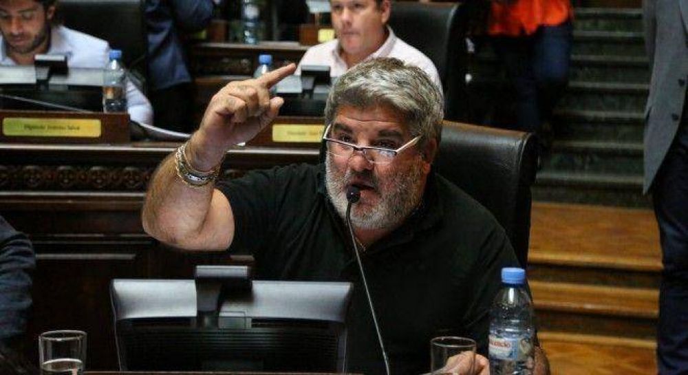 Un legislador del PRO dice que al jefe de gabinete de Larreta �el puesto le queda grande�