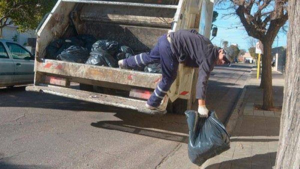 La extorsi�n dio efecto, apareci� m�s plata y se levant� el paro
