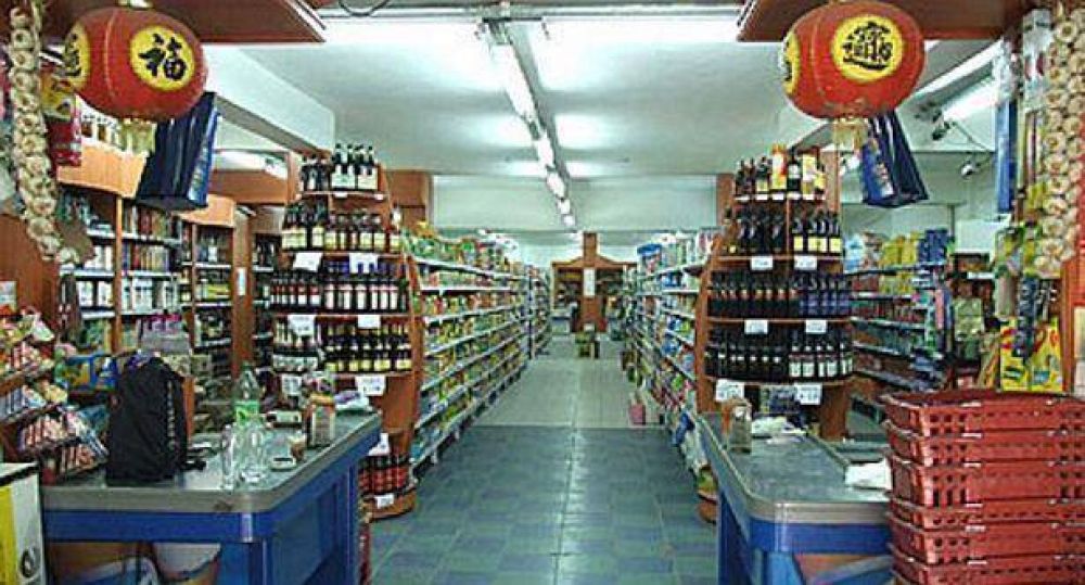 S�per chinos piden m�s fiscalizaci�n de los precios