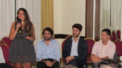Se realiz� en Mar del Plata la charla �El rol de la juventud en la pol�tica�