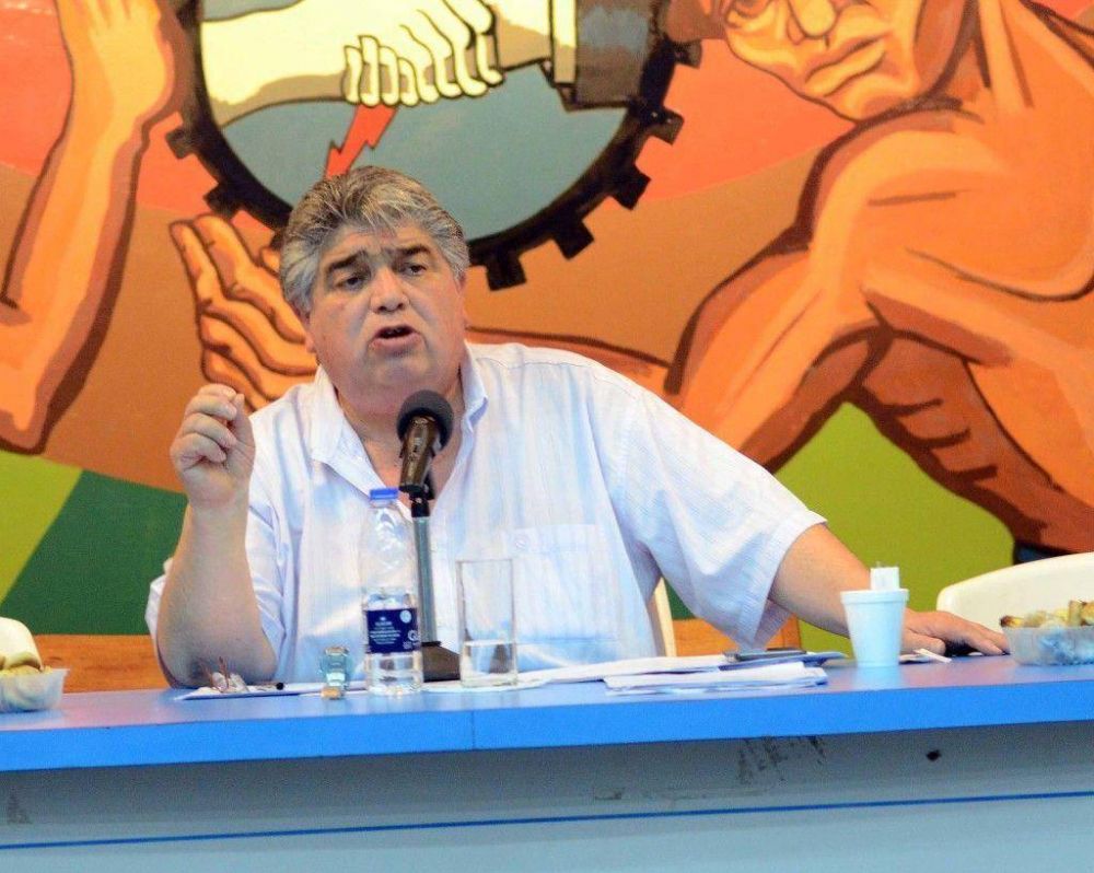 Rigane: �El aumento de la tarifa de luz ser� cercana al 100%�