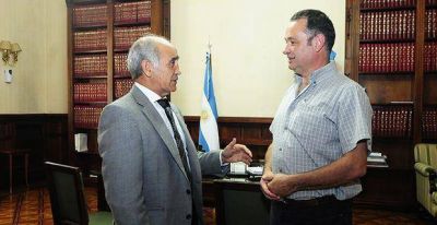 Salvador se reuni� con Alejandro Cellillo