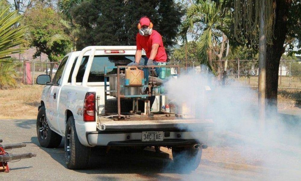 Arranc� el operativo de fumigaci�n en la Capital cordobesa