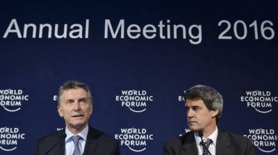 El macrismo acuerda con los gobernadores y los habilita a tomar deuda