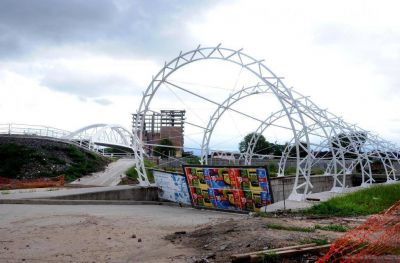 Manzur orden� paralizar los t�neles de Alperovich e intim� a la constructora 