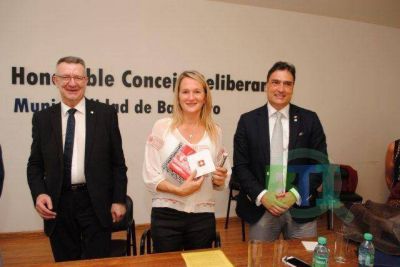 Se firm� un convenio de Cooperaci�n entre las autoridades de Friburgo y Baradero