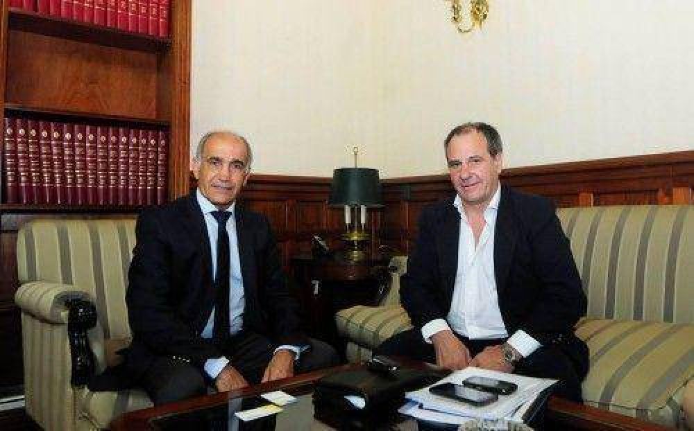 Salvador se reuni� con el intendente de Brandsen y el de Rojas