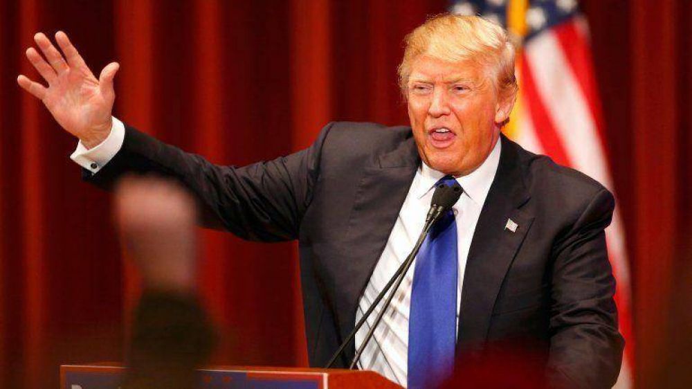 Donald Trump propone aplicar interrogatorios de ahogamiento simulado contra terroristas