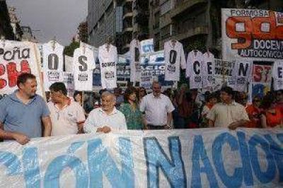 Nuevo reclamo de Federaci�n Docente por condena al SUTEF