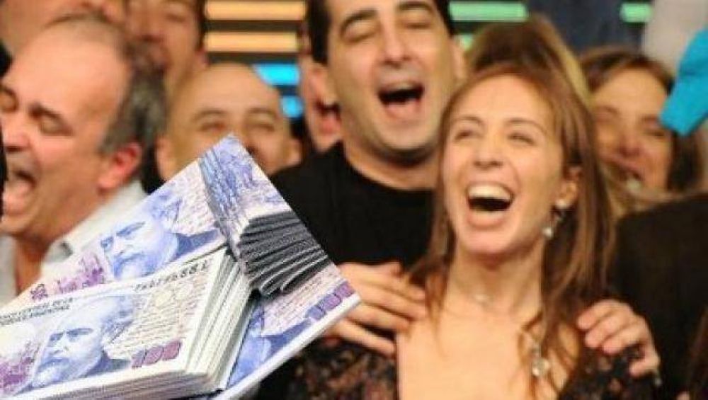 Mientras sigue con los despidos, Tagliaferro recibir� casi $130 millones extra que le env�a su esposa Vidal