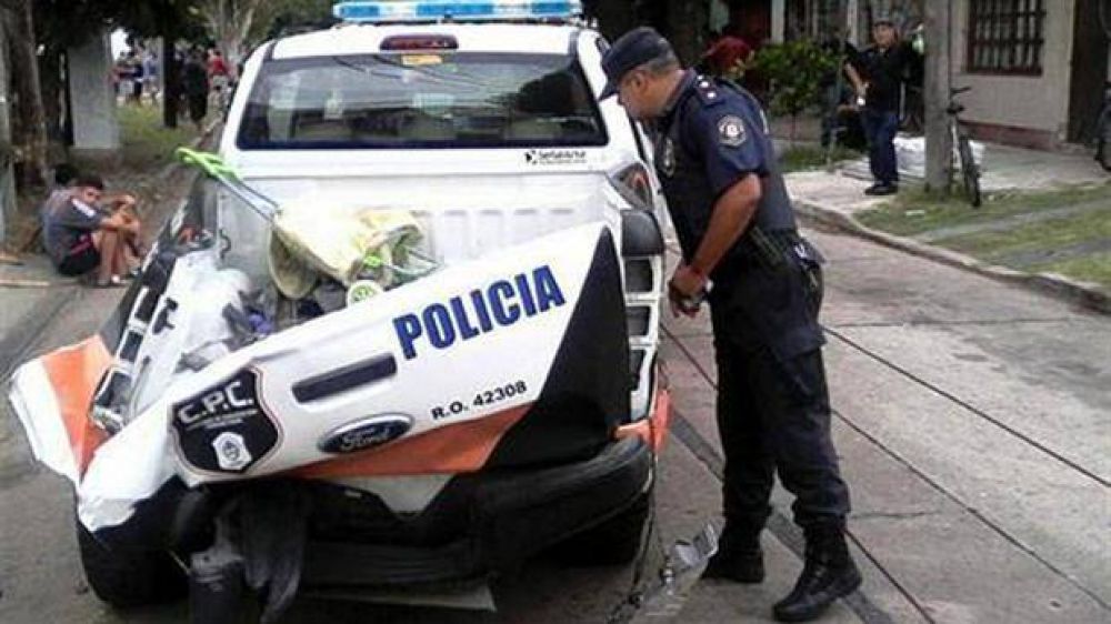 A gran velocidad y a contramano, un patrullero mat� a una jubilada