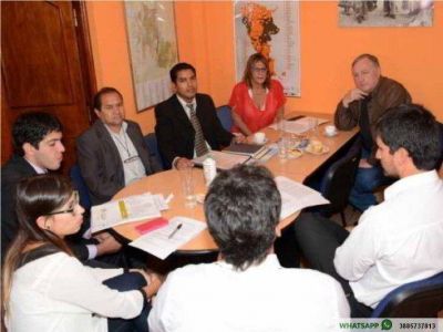 Ministerio de Gobierno y Secretar�a de Derechos Humanos acuerdan acciones para 2016