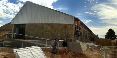 Avanza la obra de ampliaci�n de la Escuela 172 de Cutral Co