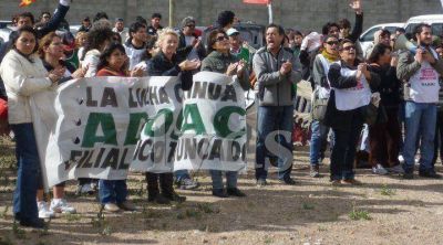 ADOSAC Truncado critica que la Caja de Servicios Sociales no cubra situaci�n de docente