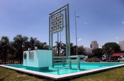 Realizan tareas de restauraci�n y puesta en valor de las fuentes de Avenida 32