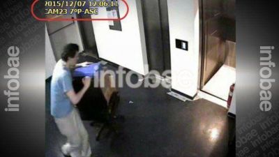 Exclusivo: un video registr� a gerentes de La C�mpora llev�ndose cajas de T�lam