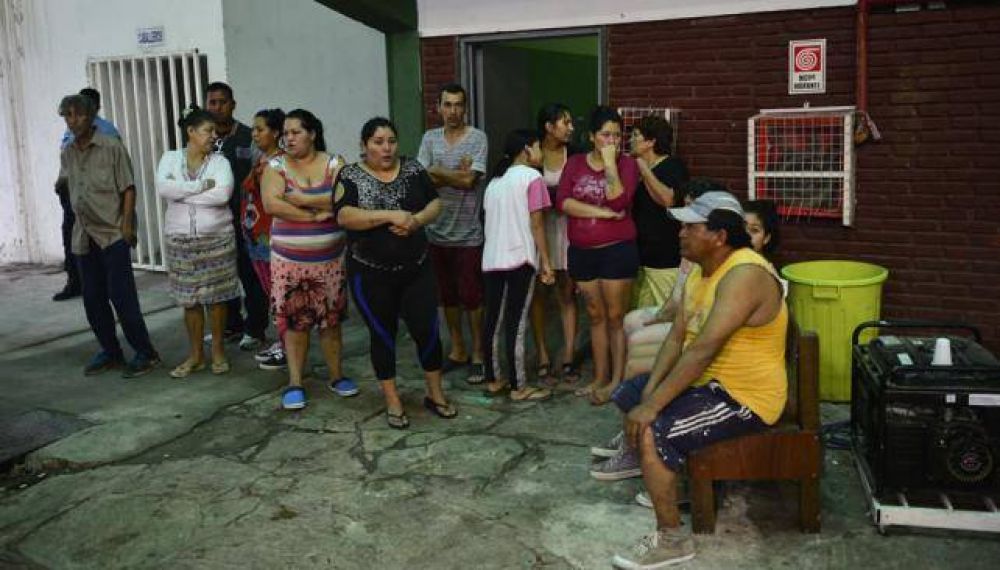 Quedan 53 vecinos evacuados en la ciudad de Crdoba