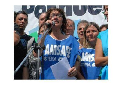 Los docentes no quieren �pagar el ajuste�