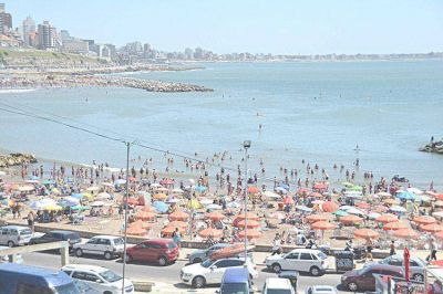 Turistas lamentaron dejar la ciudad en el mejor d�a del fin de semana prolongado