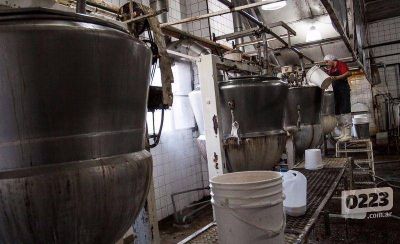 Nuevo Amanecer busca comprar dos f�bricas con sus propios productos