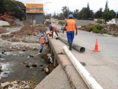 Se realiz� una nueva traza: repararon colector cloacal en San Salvador de Jujuy