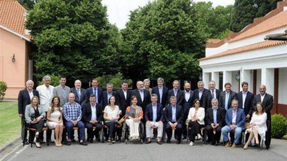 Alicia no tomar� deuda como le sugiri� Frigerio