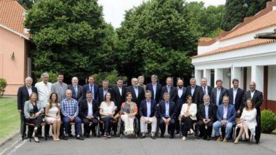 Alicia no tomar� deuda como le sugiri� Frigerio