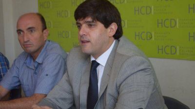 Funcionarios de Salud y Legales respondieron a los reclamos de los municipales