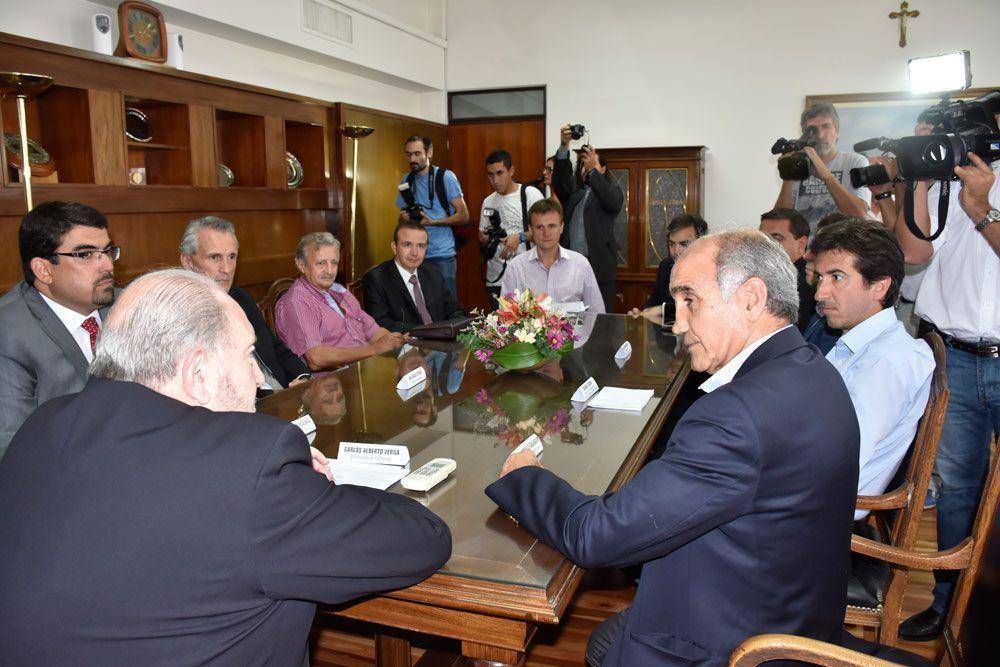 La Pampa y Buenos Aires acordaron pedir el comit� de cuenca del R�o V