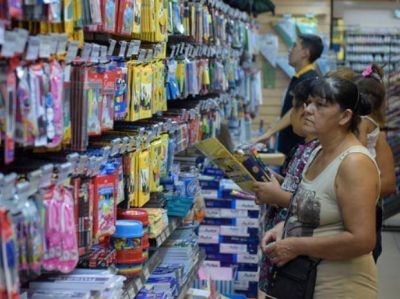 Los precios de la canasta de �tiles escolares sugeridos por la Naci�n no llegan a Rosario