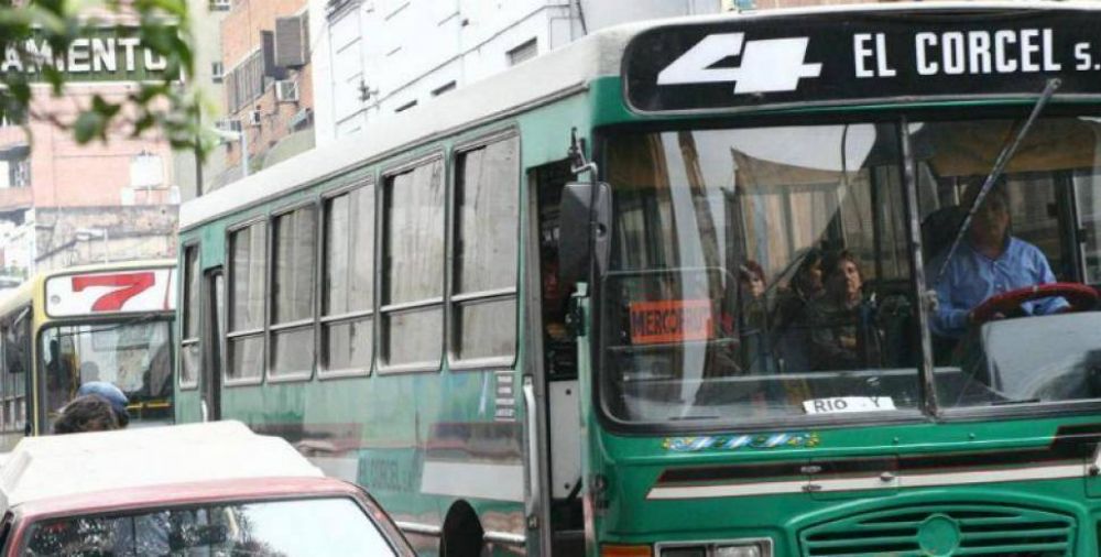 Tras la reuni�n con el gobierno, UTA descart� el paro de colectivos