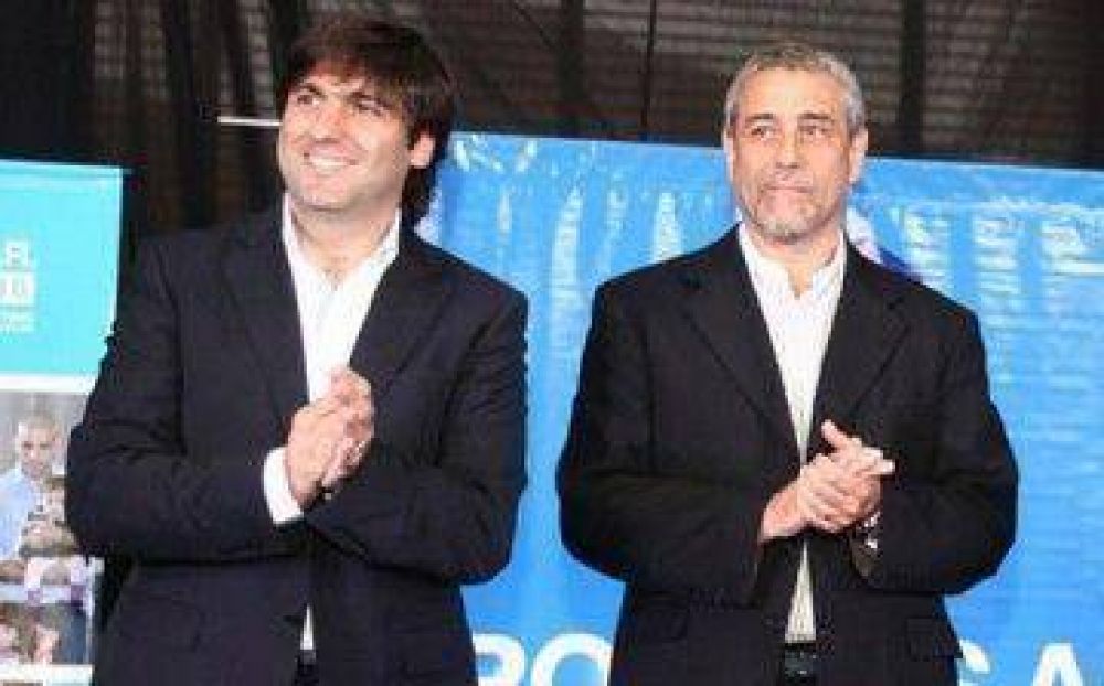  Ferraresi: �A Bossio le queda grande el t�tulo de traidor�