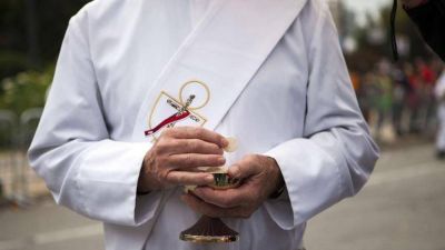 M�xico: Divorciados vueltos a casar hablar�n ante el Papa