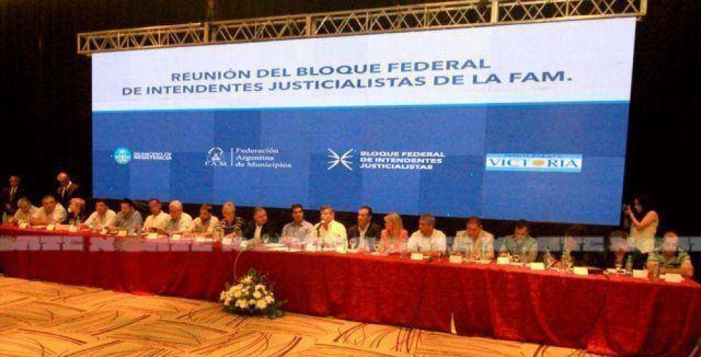 M�s de 100 intendentes peronistas definieron agenda en com�n y dieron una se�al a la interna partidaria