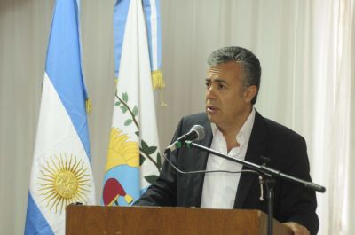 DGE: Cornejo no quiere 