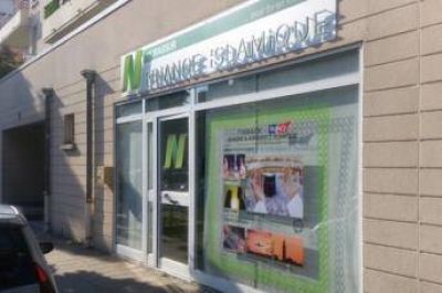 Atacan una agencia de finanzas isl�micas en Francia