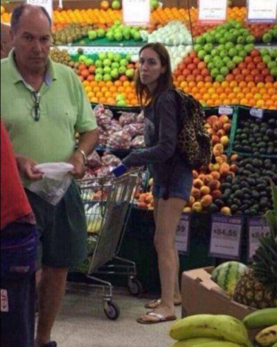 Vidal de entrecasa: look casual y comprando en Coto