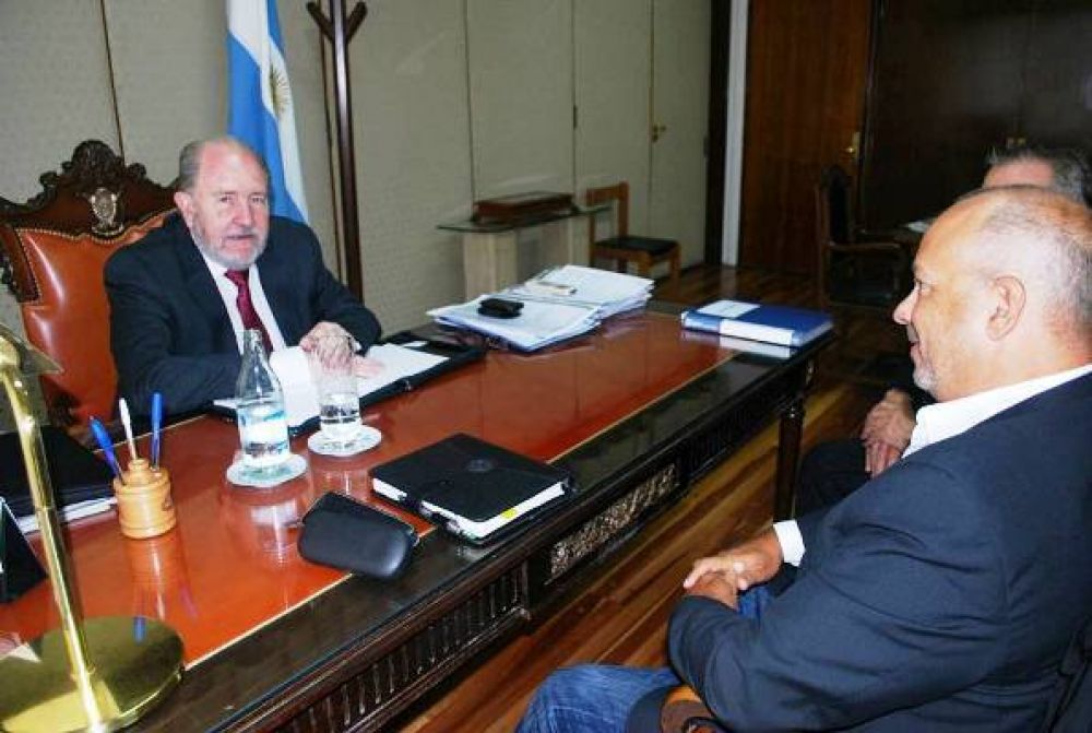Verna recibi� al presidente de Pampetrol