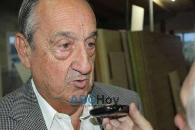 Lunghi: �Por supuesto que vamos a tener que reformar algo�