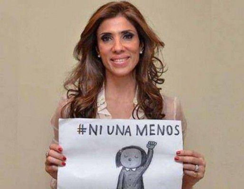 La Gobernadora firm� adhesi�n a la Ley Nacional de Violencia de G�nero