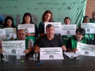 ATE realiza 7 bloqueos de ruta en R�o Negro el 24 de febrero