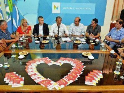 Enamorados�de la comida, seg�n Quiroga