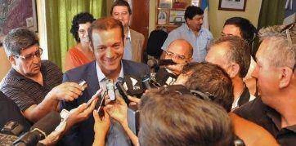 Guti�rrez trabaja en la propuesta salarial