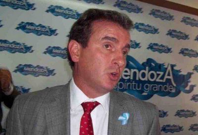 Francisco P�rez renunci� a la presidencia del Partido Justicialista