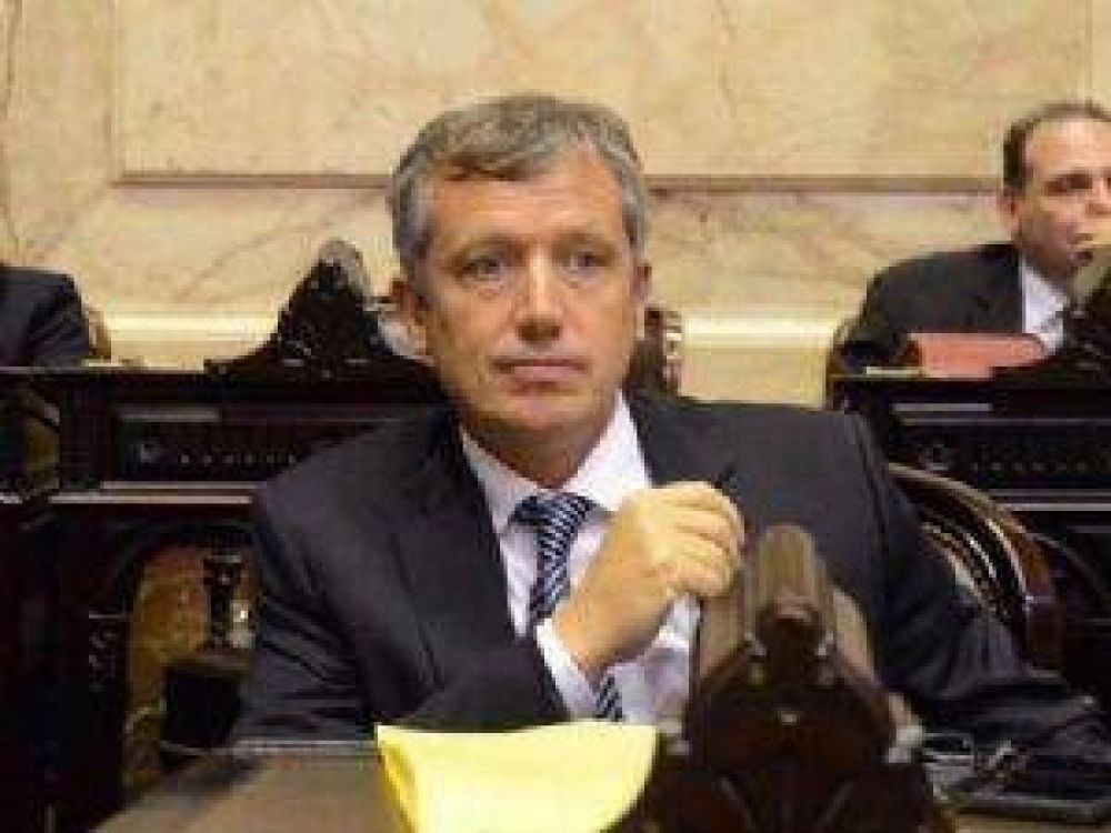 Emilio Monz� postul� a Juan Manuel Urtubey como presidente del Partido Justicialista
